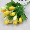 Flores decorativas 1 buquê 5 garfos 15 cabeças tulipa de seda artificial com folhas verdes para festa de casamento decoração de casa do dia dos namorados