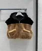Kamizelki damskie Kobiety projektant kamizelki zimowej marka odzież wierzchnia prawdziwa futrzana wełna luksusowy najwyższej jakości 2023 kurtka mała kamizelka bez rękawów