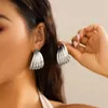 Boucles d'oreilles créoles AENSOA mode européenne et américaine cercle rond torsion métal pour femmes Style Punk couleur or rétro boucle d'oreille