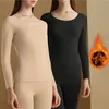 Haut chauffé chaud vêtements de nuit intimes dames sous-vêtements thermiques ensemble pour femmes ensemble d'hiver pyjamas lingerie manches longues sans trace 2 pièces 231229