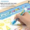 100x80cm Magic Water Drawing Mat Coloring Doodle com Canetas Reutilizáveis Montessori Placa de Pintura Brinquedos Educativos Crianças Presentes 231228