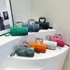 Axelväskor mocka läder messenger väska för kvinnor modecylinder lyxig kvinnlig handväska damer crossbody säck handväska