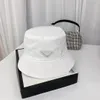 Czapki baseballowe designerskie czapki wiadra wyposażone czapki Kobiety Kryształowy piekarz wiadra czapka wydrukowana swobodna bawełna bawełniana moda 23001