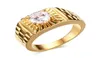 Banhado a ouro Men039s Solitaire CZ Anel de casamento de aço inoxidável com nervuras Relógio Cinto Padrão Banda Pinky Ring US Size7113524566