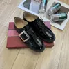 Lüks Rhinestone Loafers Lüks Kadınlar Sıradan Siyah Deri Artış Platform Parti Ayakkabı Spor Ayakkabıları Patent Mat Sosyal Düz Eğitmenler