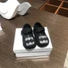 ブランド幼児靴デザイナー新生児スニーカーボックスパッケージサイズ20-25光沢のあるダイヤモンド飾り幼児ウォーキングシューズDEC2020