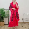 ثياب العمل بدلة لباس المرأة 2023 الخريف أزياء قطعتين فضفاضة امتداد miyake مطوي النمر المطبوع من كارديجان طويلة