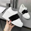 Designer Studs Flatform Rockstud Sneaker sans titre Femmes Casual Chaussures Alfskin Plate-forme Baskets Fashion Lady Sports de plein air Baskets à fond épais Taille 35-41