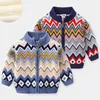Куртки 2023, зимняя теплая верхняя одежда для детей от 2 до 12 лет, пальто, утепленная водолазка с геометрическим рисунком, куртка-свитер для детей, для маленьких мальчиков