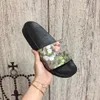 Designer-Slipper, Gummi-Slipper, Blüten-Slipper, Blumen-Druck-Hausschuhe, Sandale, flach, Erdbeer-Qualitätsdruck, Tiger-Bienen-Web-Mode, Strand-Designer-Sandalen