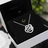 S925 Sterling Silver Hollow Camellia Necklace Women Luxury Brand Jewelry Elegant Party Gländers Shiny Joker kontrakterade 2021200C