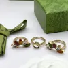 Klusterringar Tre-i-One Anel Colorful Gemstone Flower-Shaped Celebrity Fashion Brand Designer Ring Women's High-kvalitet Dekorativ presentförpackning