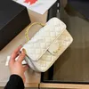 CF Diamond Handle Sac à main de luxe Mode Sac à bandoulière pour femme 20 cm Cuir Diamant Plaid Or Matériel Boucle Sac à main de luxe Matelasse Chaîne Sacs à bandoulière Sacoche