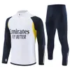 22 23 24 Real Madrids Tracksuit Coureys Soccer Sets Madrides Bellingham Vini JR Set 22 2023 2024 Chandal Futbol Football Jersey Suit Men Kids 888