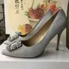 Chaussures de qualité supérieure pour femmes, bas rouges, talons hauts, escarpins Sexy à bout pointu, livrés avec des sacs à poussière, chaussures de mariage