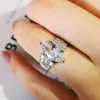 Bröllopsringar Silver Color Designer Creative Marquise Cubic Zircon Engagement Ring for Women Party Gift Finger Big Brand Jewelry R4585