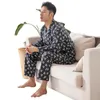 Casual Men Home Sleepwear Suits Långärmade byxor för hösten Pijamas för män Flanell Plaid Design