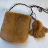 Marsupi Borsa a tracolla da donna Vera pelliccia di visone Portafoglio zero Versione coreana Moda Peluche Catena Regalo di compleanno della ragazza 2023