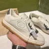 Designer mode märke kvinnors skor sneaker läder vintage g broderad par avslappnad sneaker män kvinnor små vita skor