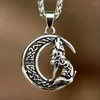 Pendentif Colliers 2023 Vintage Nordic Viking Wolf et Moon Animal pour hommes Collier en acier inoxydable Bijoux Cadeau