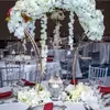結婚式のテーブル装飾のための装飾的なゴールドセンターピースメタルフラワーランナーテーブルトップセンターピース179