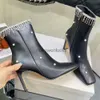 JC Jimmynessity Choo High Quality Shoes Boots Designer Head Luxury Square Fashion Sexy Genuine Leather Pearl Upper Drill Chain Boots Stiletto Heels Sheep Lining Ank