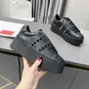 Designer Studs Flatform Rockstud Sneaker sans titre Femmes Casual Chaussures Alfskin Plate-forme Baskets Fashion Lady Sports de plein air Baskets à fond épais Taille 35-41