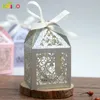 Cadeau cadeau 50pcs joli papier décoratif personnalisé boîte de faveur de mariage découpée au laser écologique