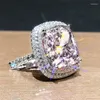 Bagues de cluster Square Micro Incrusté Rose Diamond Bague Style à la mode Couronne de banlieue Élégant Zircon Mariage