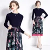 Spring Fall Elegant Print Fit Pleated Dress Long Sleeve Woman 디자이너 O-Neck Slim Knitted Patchwork 캐주얼 휴가 Midi Dressess 2024 Sweet Chic Runway Ballgown