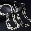Femmes longues chaînes couches perle collier de perles Collares de moda numéro 5 fleur fête bijoux 276v