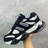 2023 New Style Hotsales Brand Designer White Silver Casual Shoes for Men Women Jogging Athletic Sports Sneakers Trainers 35-44