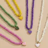 Collana girocollo di perline multicolori fatte a mano di moda per le donne Collane con pendenti a cuore dolce Collane per ragazze estive Jewerly