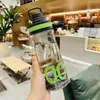 ウォーターボトルボトルスポーツシェーカージムエアアップドリンクフルスリップトレイニングブーチルプラスチック透明なビデオプラスチック
