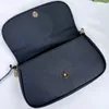 23fw kvinnor totes väskor läder präglad blomma handväska lyxiga designers shouder crossbody messenger damer rese handväska totes 336752