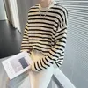 Herrenpullover Strickpullover Männliche Pullover Mesh-Kleidung gestreift Kein Hoodie Overfit Beheizt Elegante koreanische Herbstkleidung Sweat-Shirt-Stil
