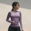ヨガの衣装女性シャツを走っているスポーツTシャツの親指の穴シームレス長袖スリムトップワークアウトフィットネススポーツウェア