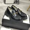Dikke loafers lug sole loafer Mocassin Schoenen Dames designer Loafers met bijenborduurwerk zwart lederen slip op comfortabele Loafer muilezels schoenen