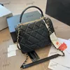 أنيقة كتف نسائية 25 سم من جلد الماس الذهبي ألواح الشوكة صفيحة اليد matelasse سلسلة الماكياج Crossbody كيس التسوق sacoche