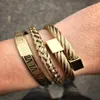 2pcs set Luxury Bangle Stainless Steel Bracelet Carving Roman Numeral Couple Bangle for Men Women Jewelry285o