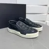 Sapatos casuais literários A parte superior é leve e confortável, o estilo é simples, a camada superior de tecido de couro, tendência de moda e personalidade