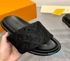 Diseñador hinchado mujeres zapatillas hombres negro desgaste sandalias planas piscina almohada mulas puesta de sol acolchado correa delantera playa diapositivas fucsia