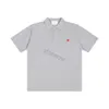 Play Brand Polo T-shirts pour hommes Nouveaux hommes Femmes Designer de luxe Amis T-shirt Mode Hommes Casual Tshirt Homme Vêtements Little Red Heart Chuan Kubao Ling Polo