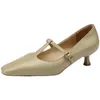 Geklede schoenen enkele fijne hak vierkante kop Franse retro kaki hoge Mary Jane leer groot formaat