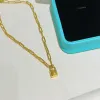 Luxury Pendant Necklace Brand Lock Key Charm Halsband Designer Smycken för kvinnliga män Kedjor Topp Copper 18K Gold Plated Lockets Love Chain Choker Gift