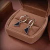 Créateur de mode Bijoux Stud Boucle d'oreille Triangle Boucle d'oreille Amour Diamant Femmes Coeur Boucles d'oreilles Or Argent Fête De Mariage Prads Couple Gif326M