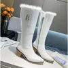 JC Jimmynessity Choo Designer Boot Cuir Femmes Femmes Qualité Motorcycle Chaussures Plateforme haute plate-forme Half-Up Boots Walk Walk Show Martin Shoe