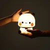 Новинка игры 15 см Bubu And Dudu Night Light Lamp Kawaii Yier Led Nightlight Panda Bear Прикроватная тумбочка для спальни, гостиной, украшение Drop De Dh4Bx