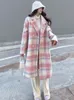 Cappotto da donna in lana con colletto rosa con motivo a quadri Cappotto in lana Autunno Inverno Stile britannico Chic Giacca sportiva medio lunga allentata femminile 231229