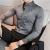 Chemises décontractées pour hommes Simple boutonnage de rayé long hombre haute qualité blouses chemise hommes lujo camisas élastique hommes manches 4xl affaires